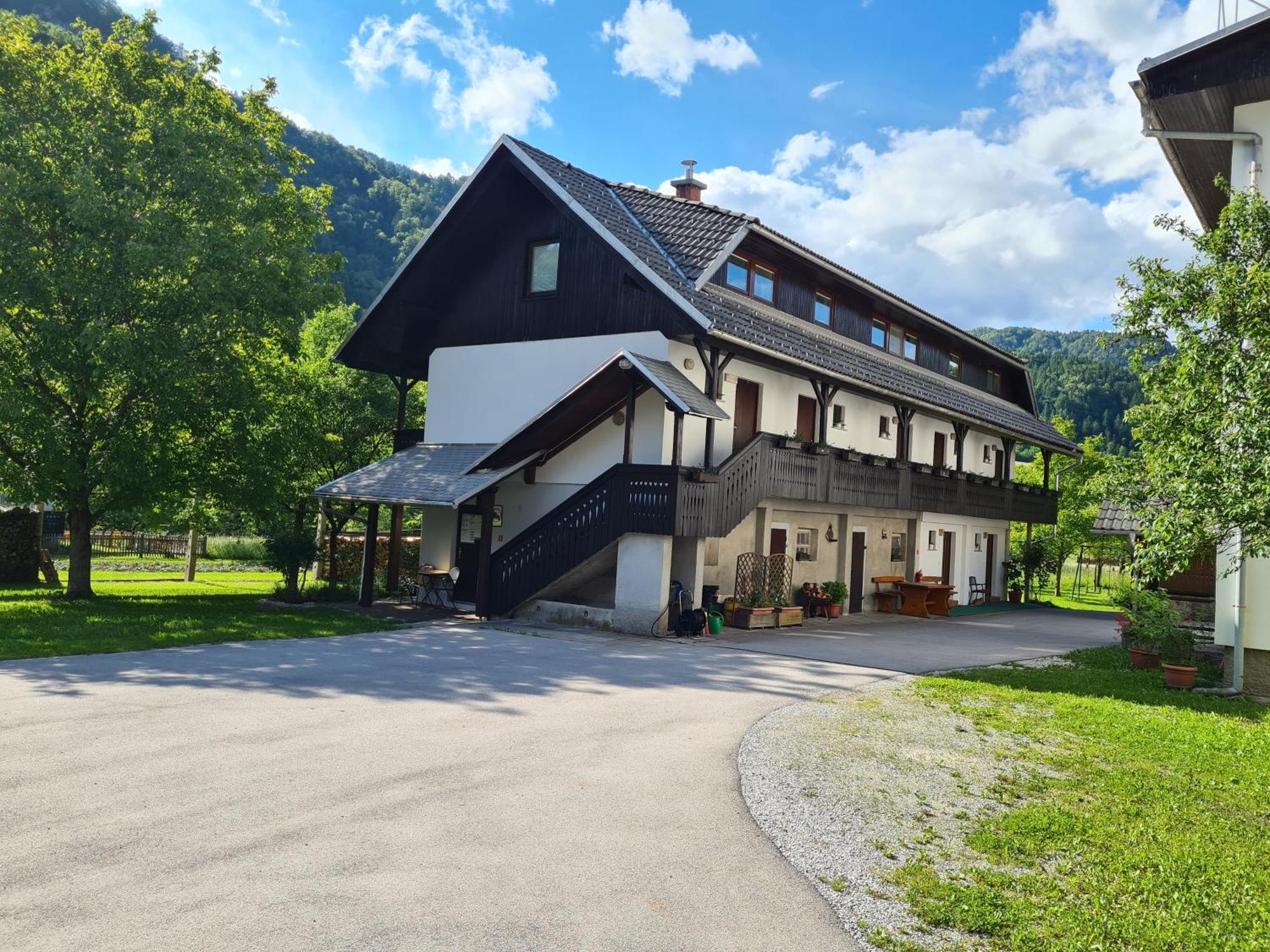 Bed and Breakfast Gostilna Batist Bohinjska Bela Exteriér fotografie